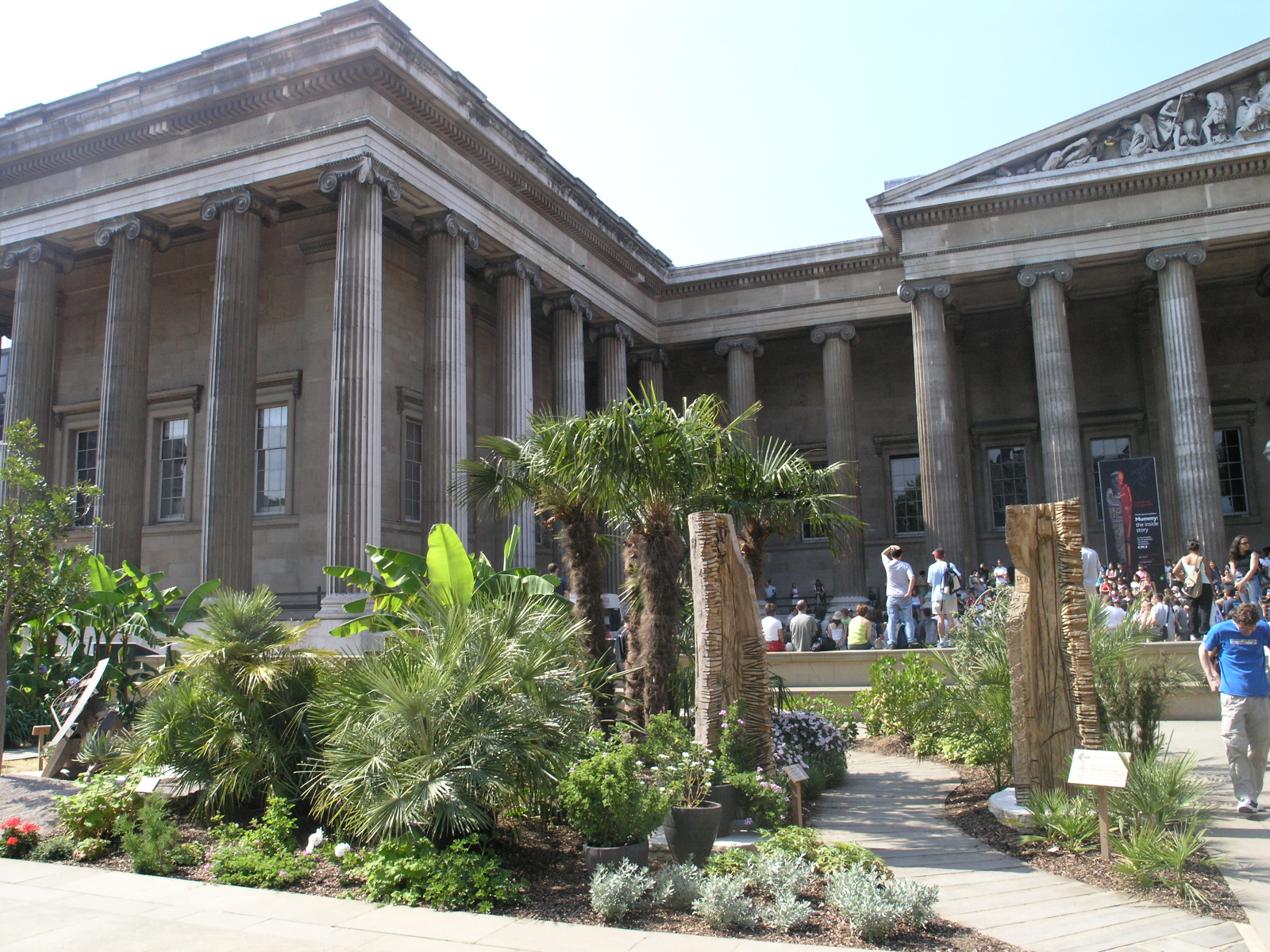 The south front colonnade